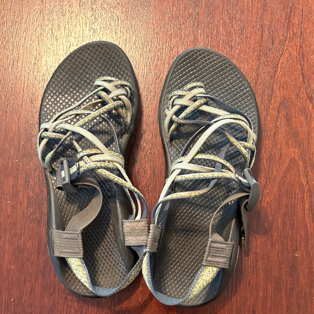 Chaco Light Green and Gray Sandals